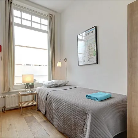Apartament The Giant - 7 Bedrooms/4 Bathrooms