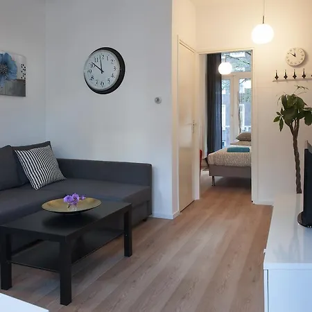 The Giant - 7 Bedrooms/4 Bathrooms Amsterdam